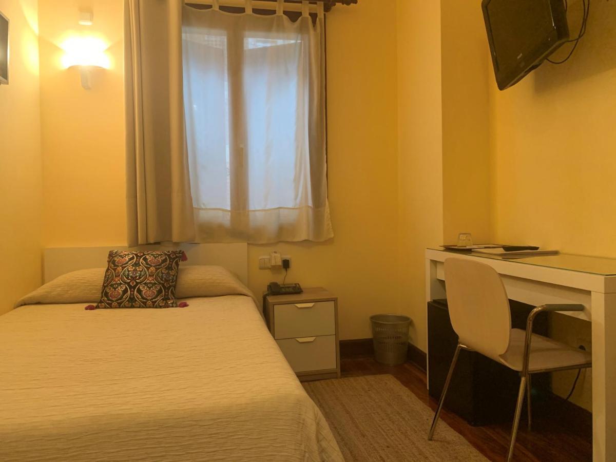 Alameda Hotel 2*
